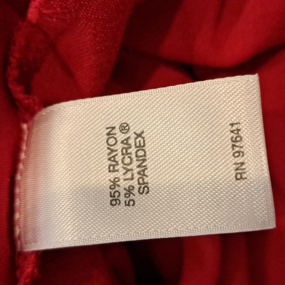 J. Jill Wearever T-shirt Shift Dress with Pleated Back - Picture 10 of 10